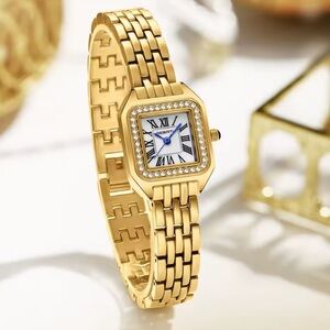 Classic Panthere Classic Rectangle Stainless Steel Watch
Size adjustable